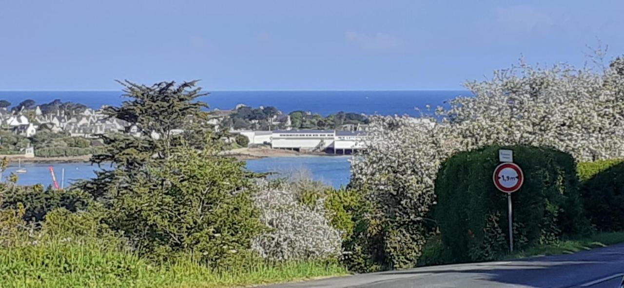 Appartement Proche Bord De Mer 普卢加斯努 外观 照片