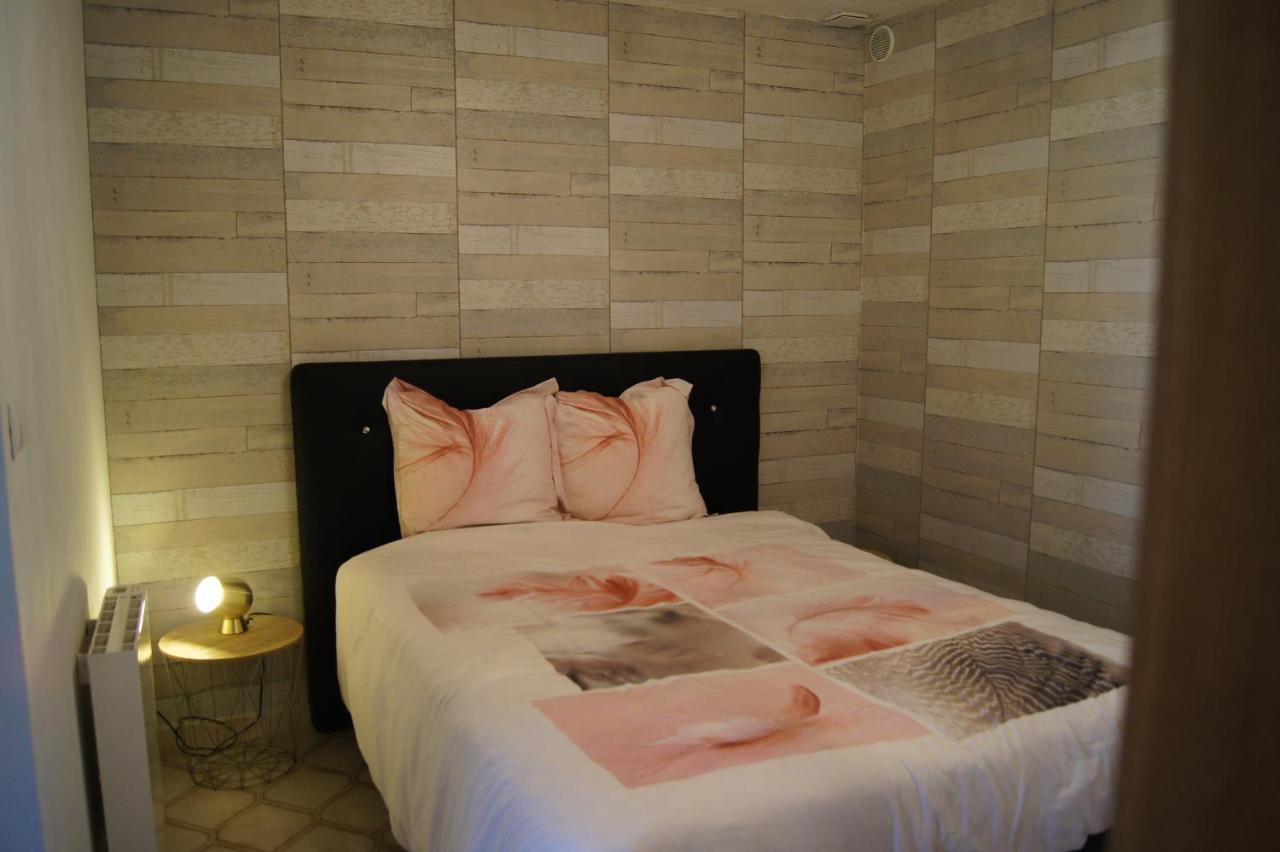 Appartement Proche Bord De Mer 普卢加斯努 外观 照片