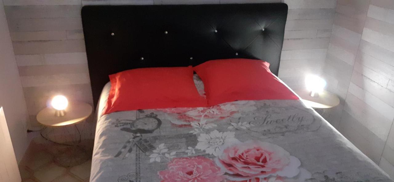 Appartement Proche Bord De Mer 普卢加斯努 外观 照片